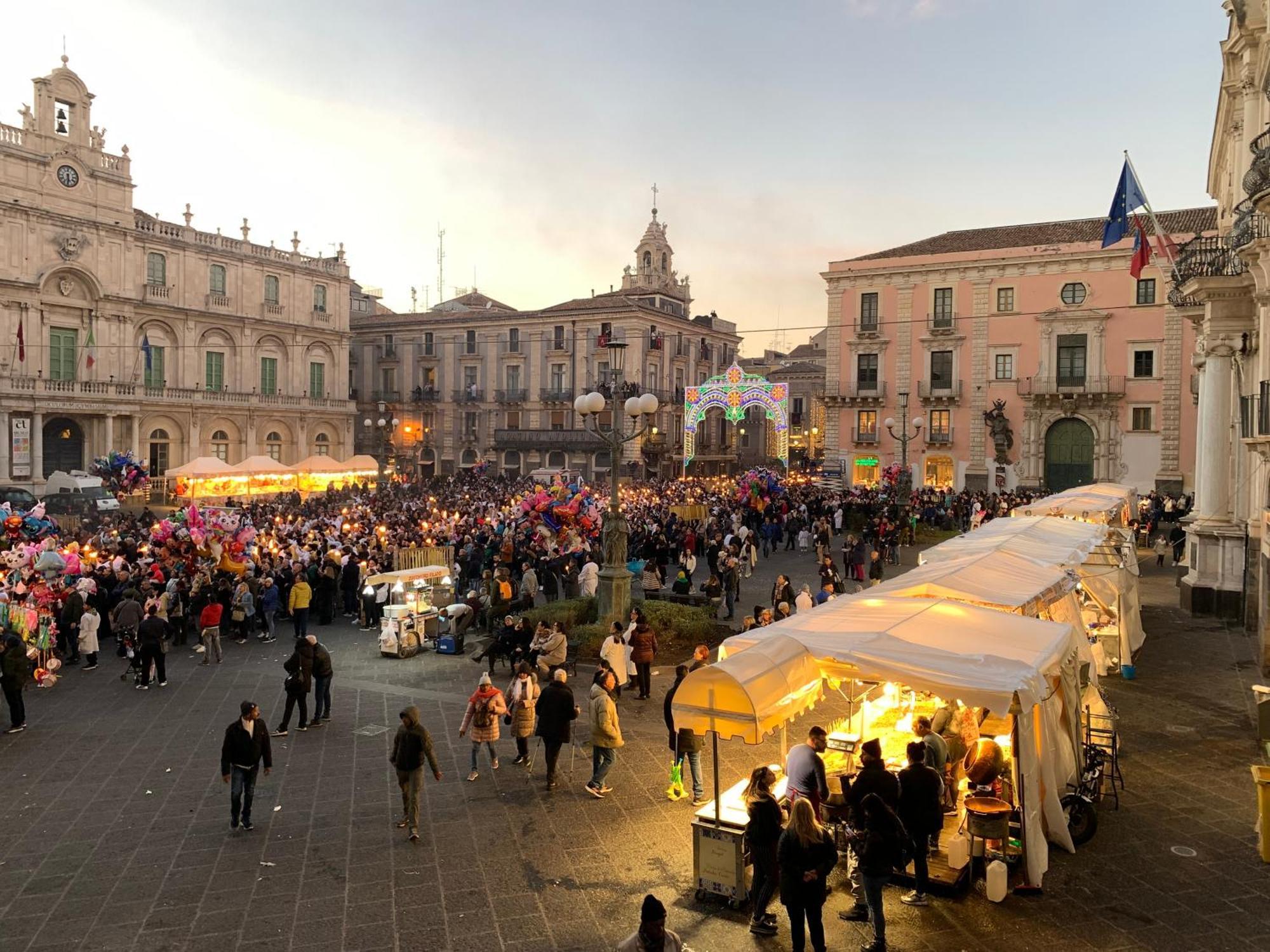La Suite Di Piazza Dell'Universita 카타니아 외부 사진
